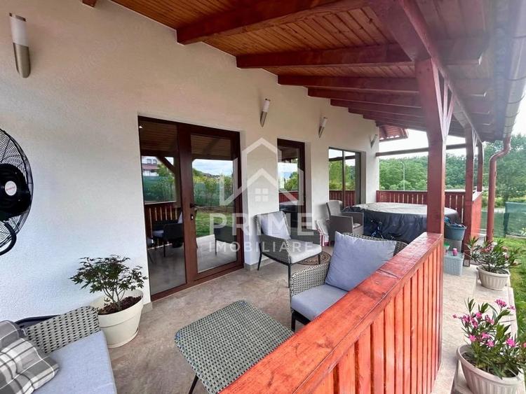 Casă cu Teren 668 Mp în Teleac