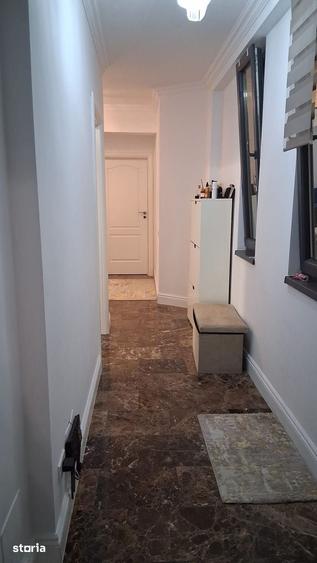 Apartament cu 3 camere în Chitila