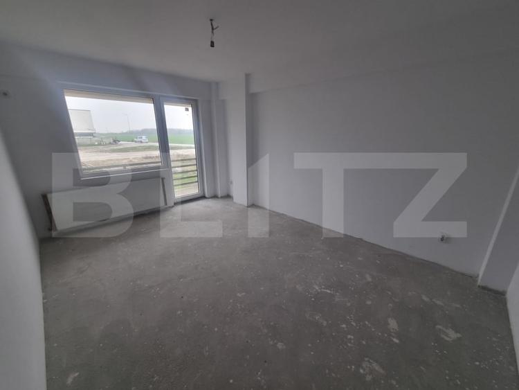 Apartament cu 2 camere decomandat în Exterior Est