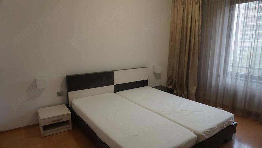 Apartament cu 3 camere semidecomandat în Parcul Circului