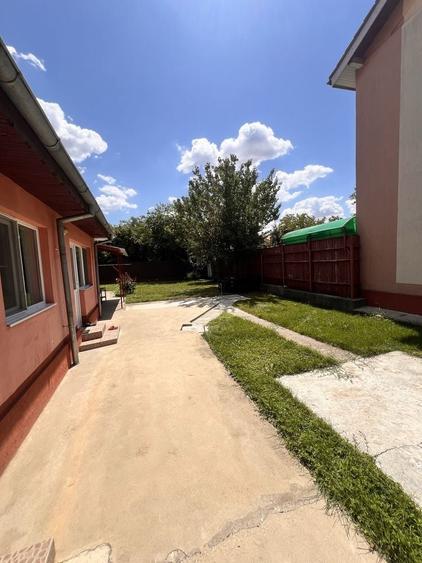 Casă cu 3 camere în Central