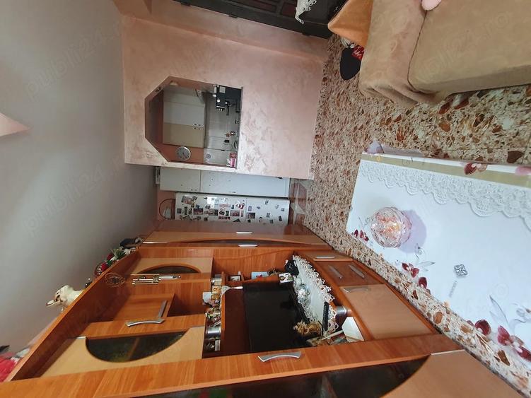 Apartament cu 2 camere semidecomandat în Central