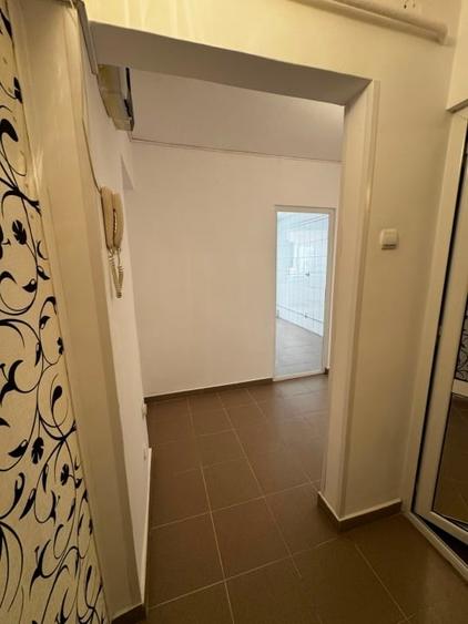 Spațiu comercial, de 34 mp, în