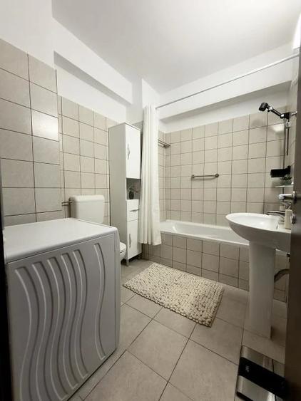 Apartament cu 2 camere semidecomandat în Eminescu