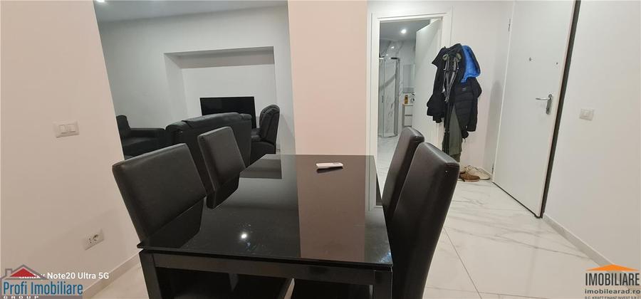 Apartament cu 2 camere circular, mobilat în Central