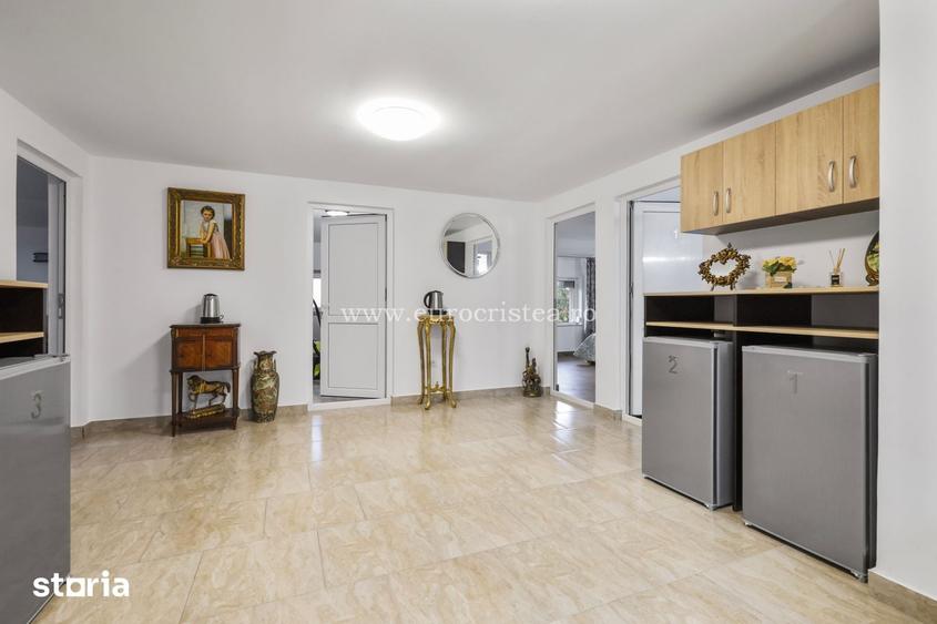 Casă cu 9 camere cu Teren 400 Mp în Limanu