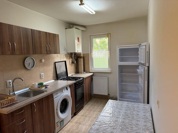ap 2 cam et 2 str. rahovei cu balcon - 4