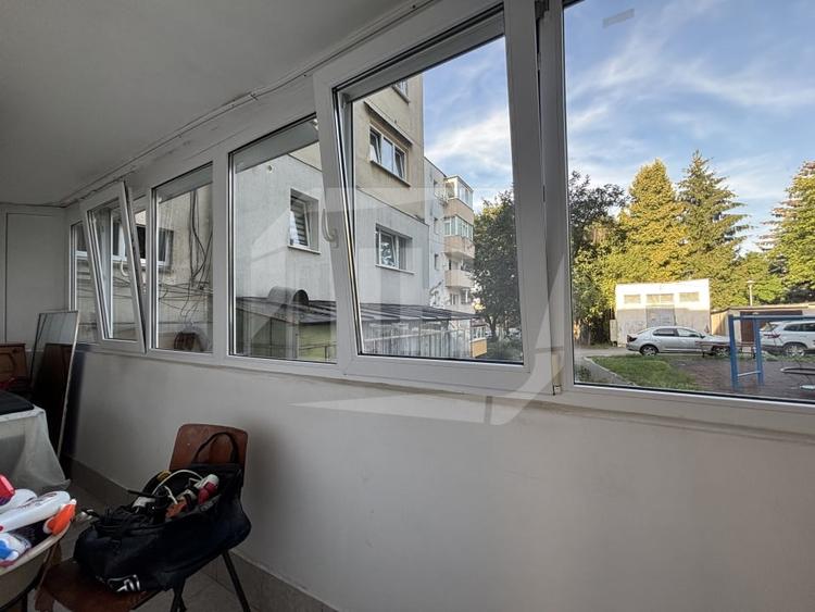 Apartament cu 3 camere decomandat, mobilat în Zorilor