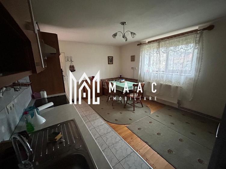 Casă individuală cu 6 camere cu Canalizare în Central