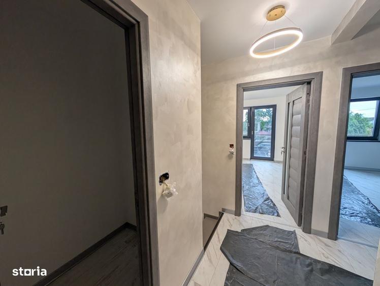 Casă cu 4 camere în Săucești