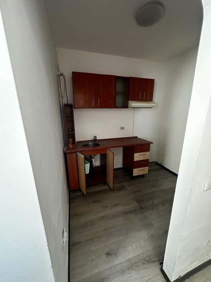 Garsonieră decomandată în Jilava