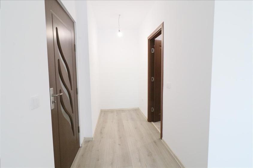Apartament cu 4 camere decomandat în Păcurari