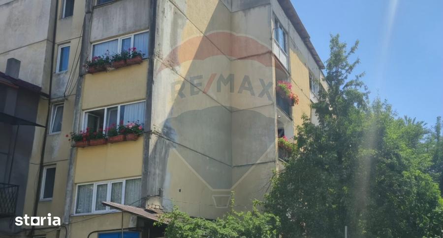 Garsonieră decomandată în Nord