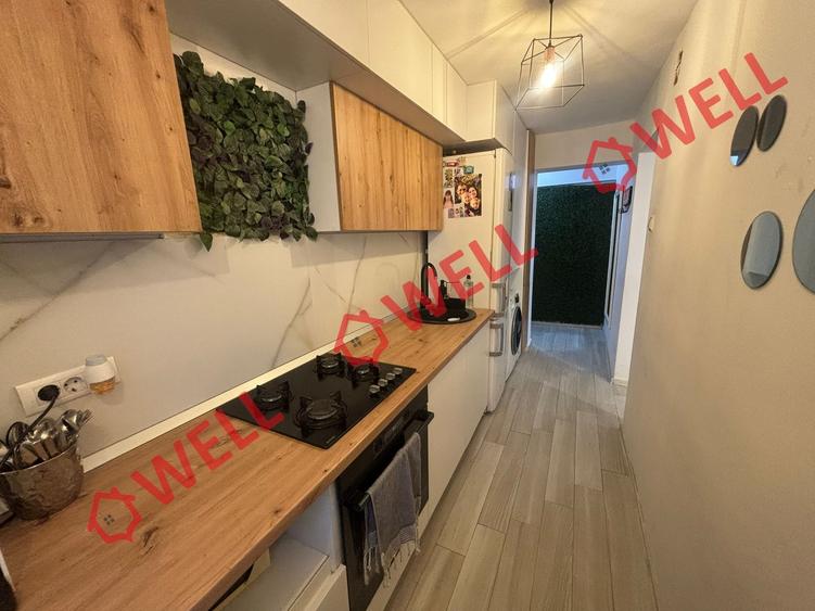 Apartament cu 3 camere semidecomandat în Ciucului