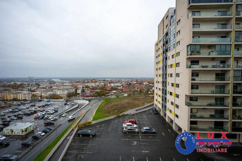Apartament cu 2 camere decomandat în E3