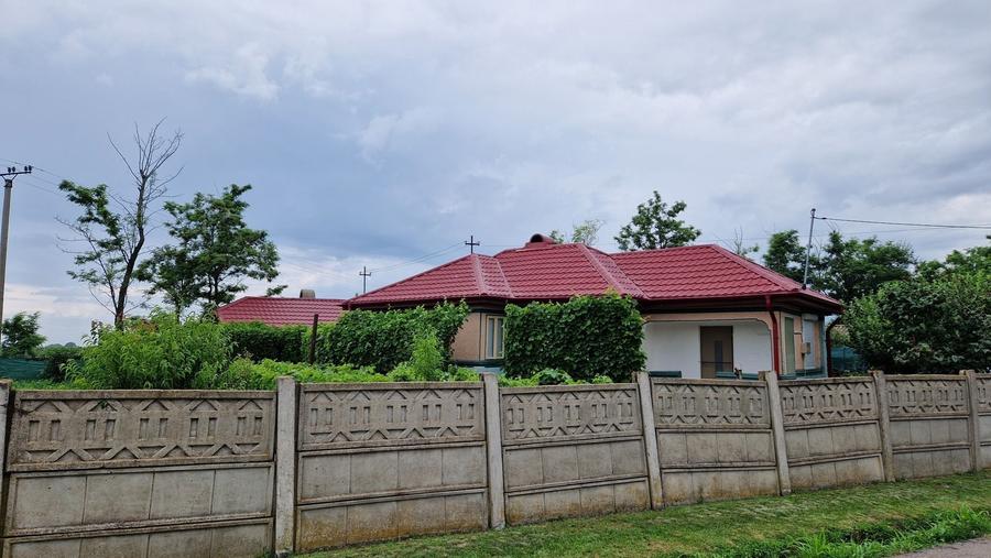 Casă cu 3 camere în Boldești