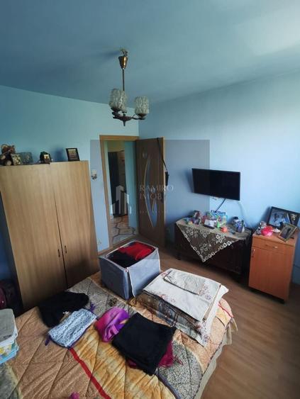 Apartament cu 3 camere decomandat în Sălaj