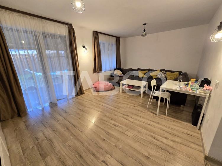 Duplex cu 5 camere cu Canalizare în Arhitecților - Calea Cisnădiei
