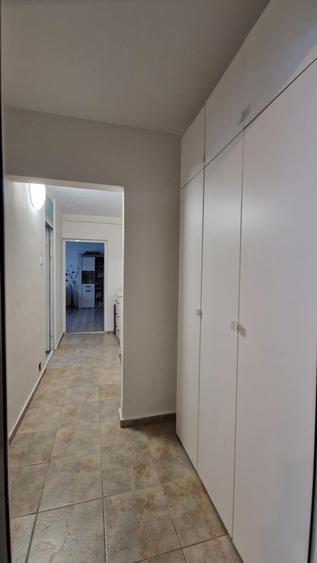 Spațiu comercial, de 50 mp, în Centrul Civic