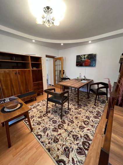Apartament cu 2 camere semidecomandat în Ultracentral