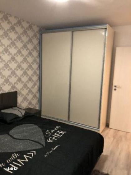 Apartament cu 3 camere decomandat în Tineretului