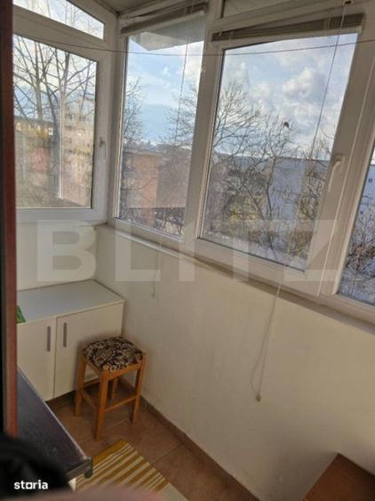 Apartament cu 2 camere semidecomandat, mobilat în Central