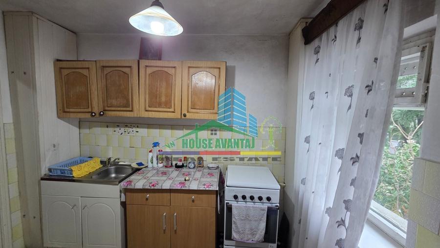 Apartament cu 3 camere decomandat, mobilat în Bahne