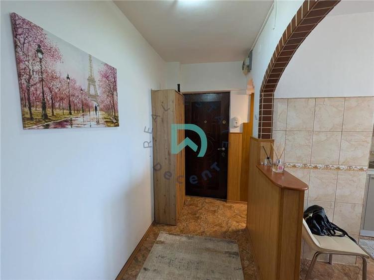 Apartament cu 2 camere decomandat în Craiter