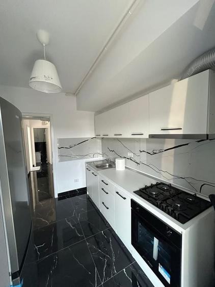 Apartament cu 2 camere decomandat în Ghencea