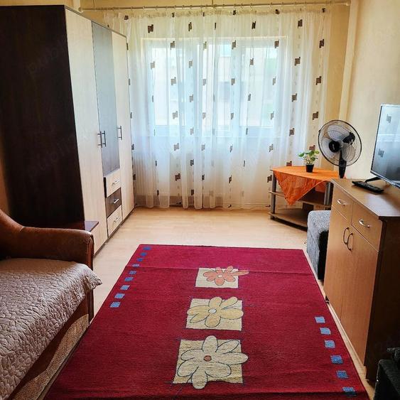 Apartament cu 2 camere decomandat în Decebal