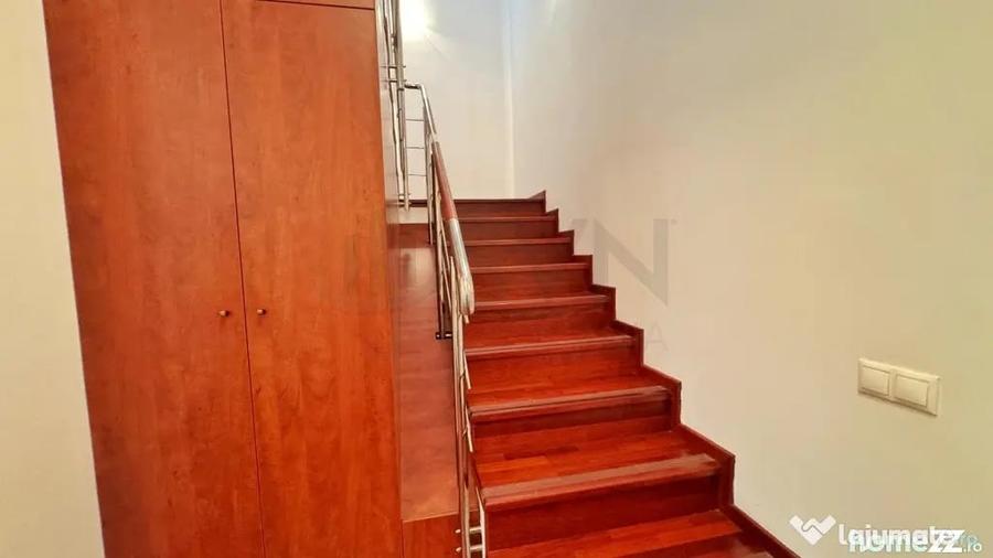 Apartament cu 3 camere decomandat în Nordului