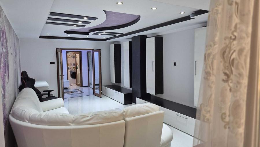 Apartament cu 2 camere decomandat în Cernavodă