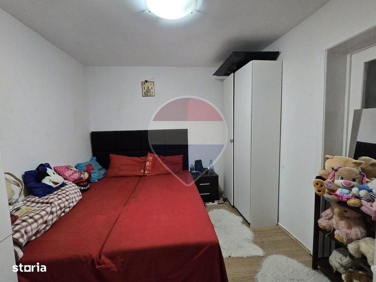 Casă cu 4 camere în Prelungirea Ferentari