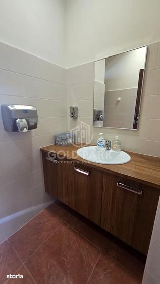 Spațiu comercial, de 436 mp, în Făget