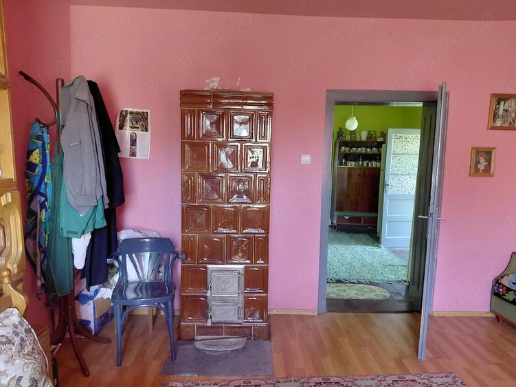 Casă cu 3 camere cu Teren 2224 Mp în Borș
