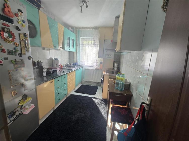 Apartament cu 2 camere decomandat, mobilat în Sud-Est