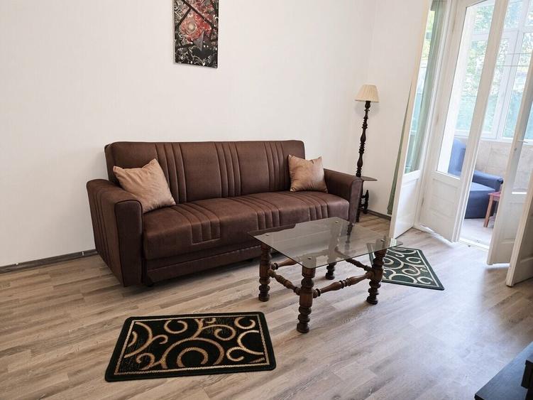 Apartament cu 2 camere decomandat, mobilat în Barbu Văcărescu