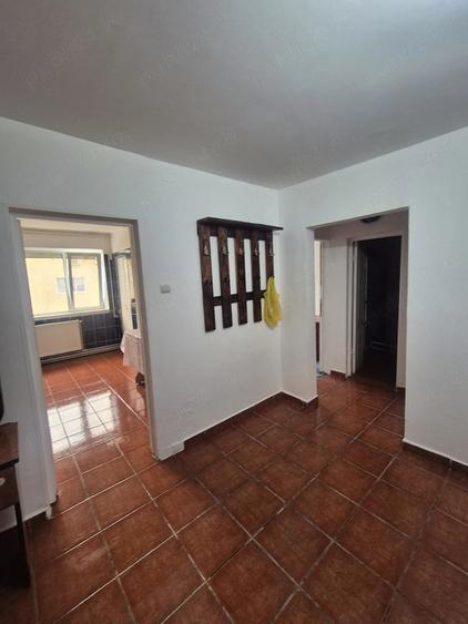 Apartament cu 2 camere decomandat în Mihai Bravu