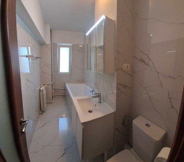 Apartament cu 2 camere decomandat în Dristor
