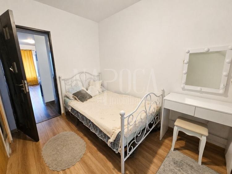 Apartament cu 3 camere decomandat în Florești
