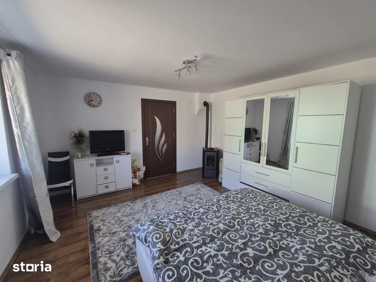 Casă cu 3 camere cu Teren 386 Mp în Central