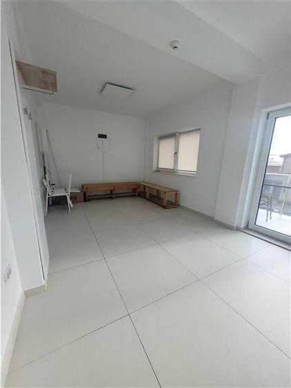Spațiu comercial, de 18.75 mp, în Cumpăna