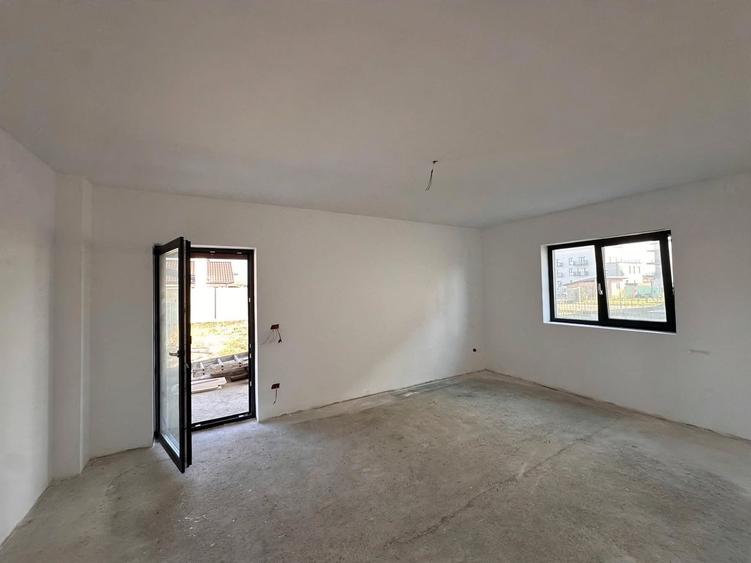 Duplex cu 4 camere cu Teren 300 Mp în Moșnița Nouă