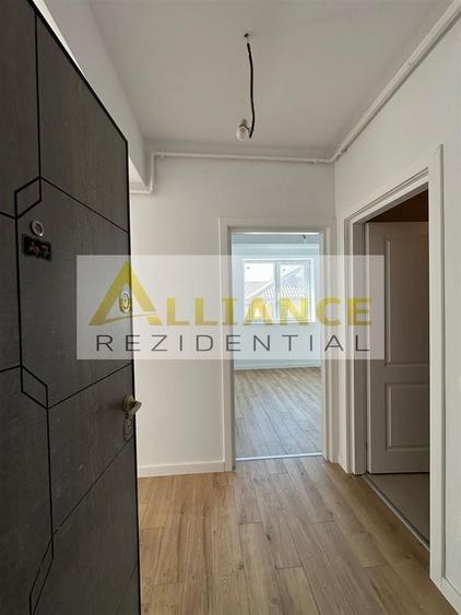 Apartament cu 2 camere decomandat în Apărătorii Patriei