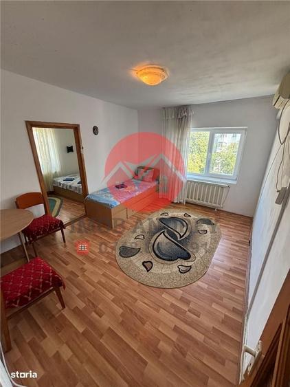 Apartament cu 2 camere semidecomandat în Neptun