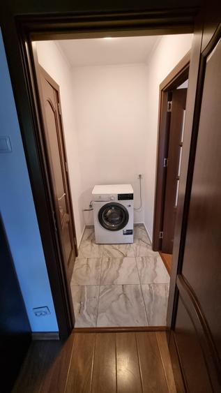 Apartament cu 2 camere semidecomandat în P-ța Unirii