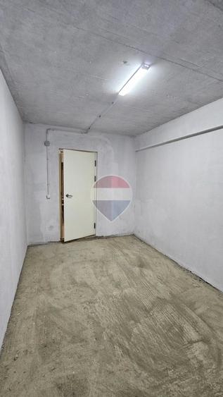 Spațiu comercial, de 11 mp, în Central