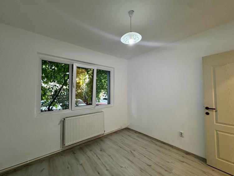 Apartament cu 2 camere semidecomandat în Șagului