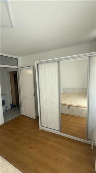 Apartament cu 2 camere decomandat, mobilat în Brâncoveanu