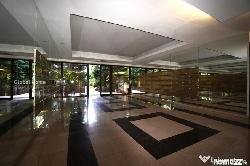 Apartament cu 3 camere semidecomandat în Herăstrău